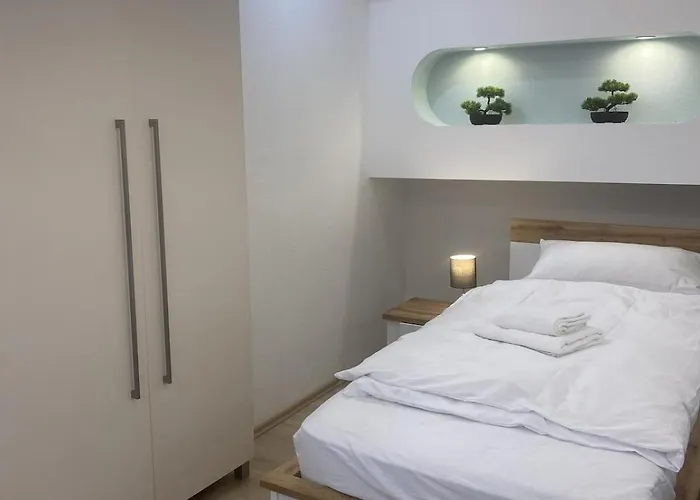 아파트 Direkt Am Rhein In *