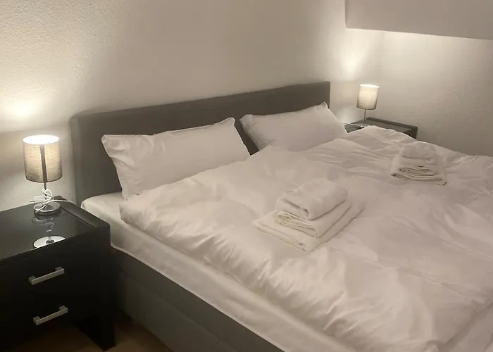 아파트 Direkt Am Rhein In *